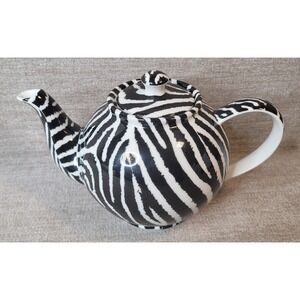 Paul Cardew 2000 Eqqus Grevy's Zebra Stripe Pattern Collectible Teapot EUC